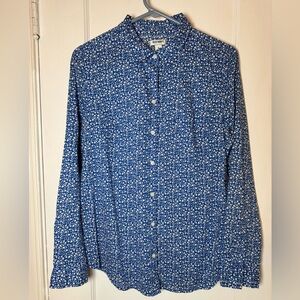 Old Navy Women’s Blue and White Floral Button Down Shirt